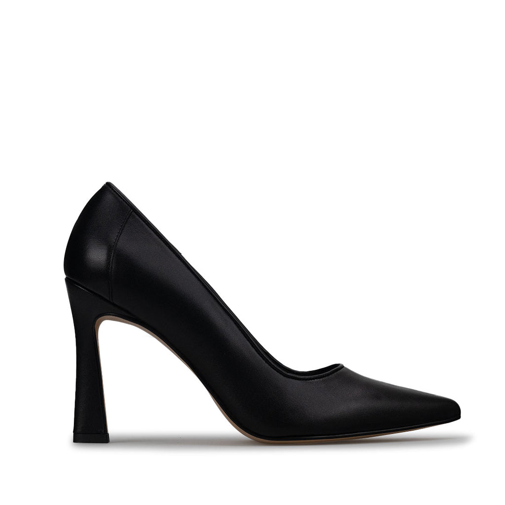 ANTONELLA | ZAPATILLA DE PIEL NEGRO